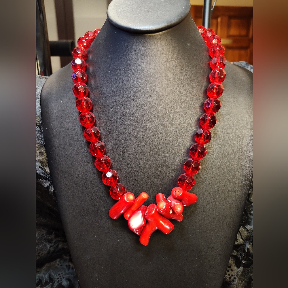 Awesome Faceted Overssized Glass Beads & Red Branch Coral Necklace
